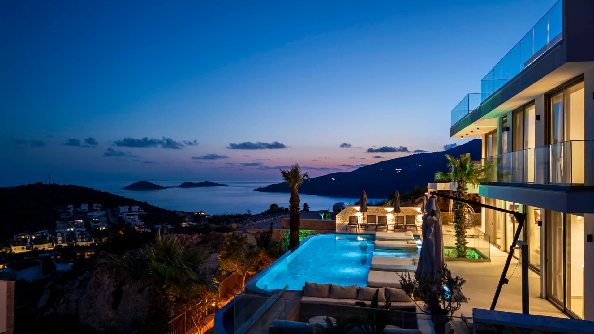 Villa Nobles Rox Isıtmalı Havuz 49