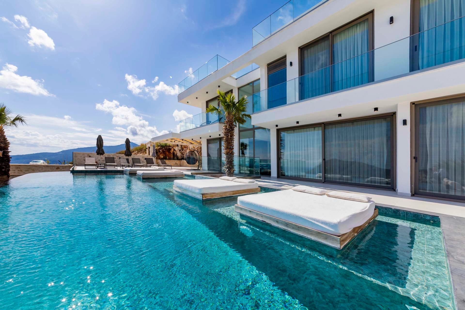 Villa Nobles Rox Isıtmalı Havuz 89