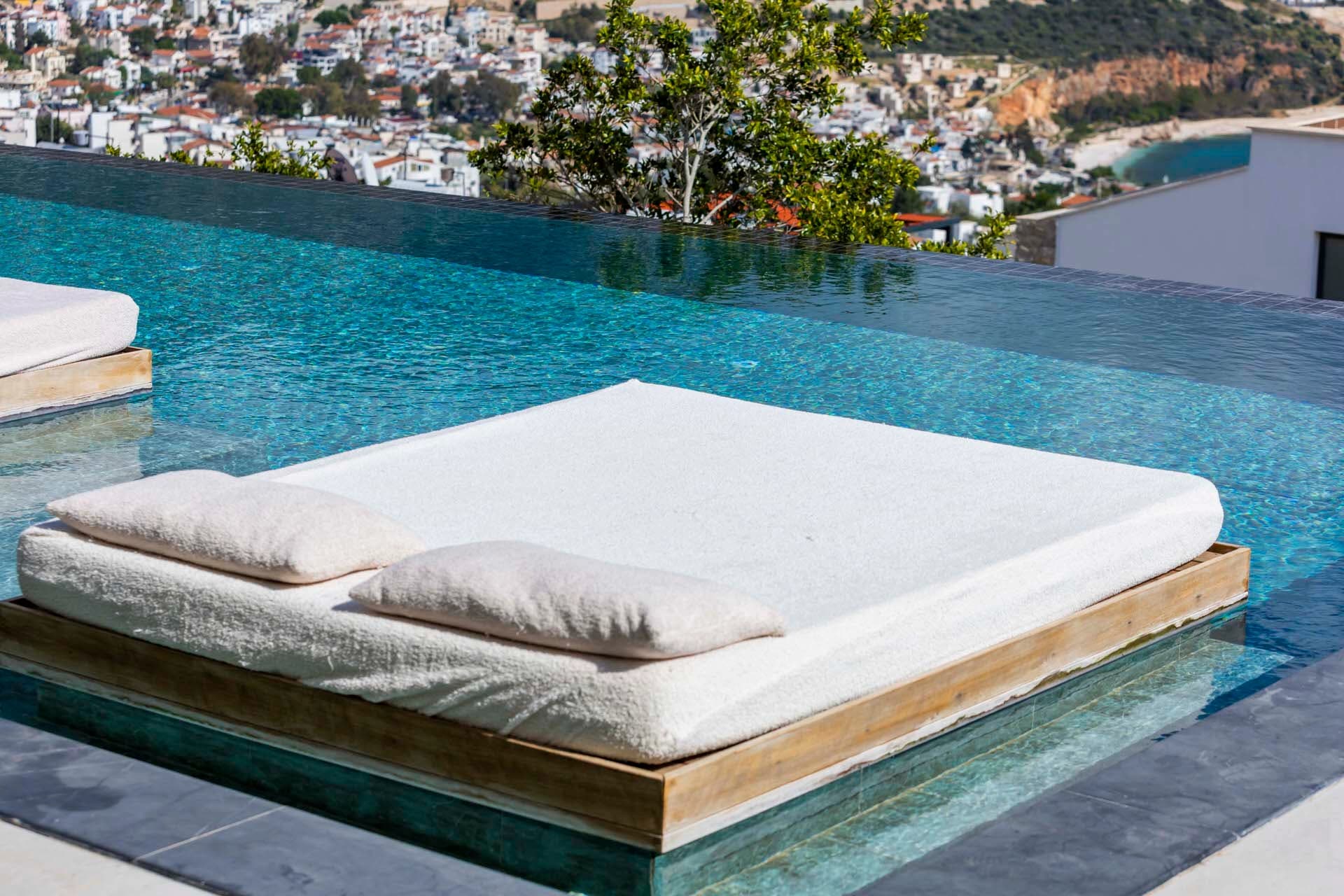 Villa Nobles Rox Isıtmalı Havuz 97