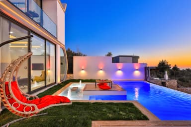 Villa Alyans Korunaklı Havuz 85