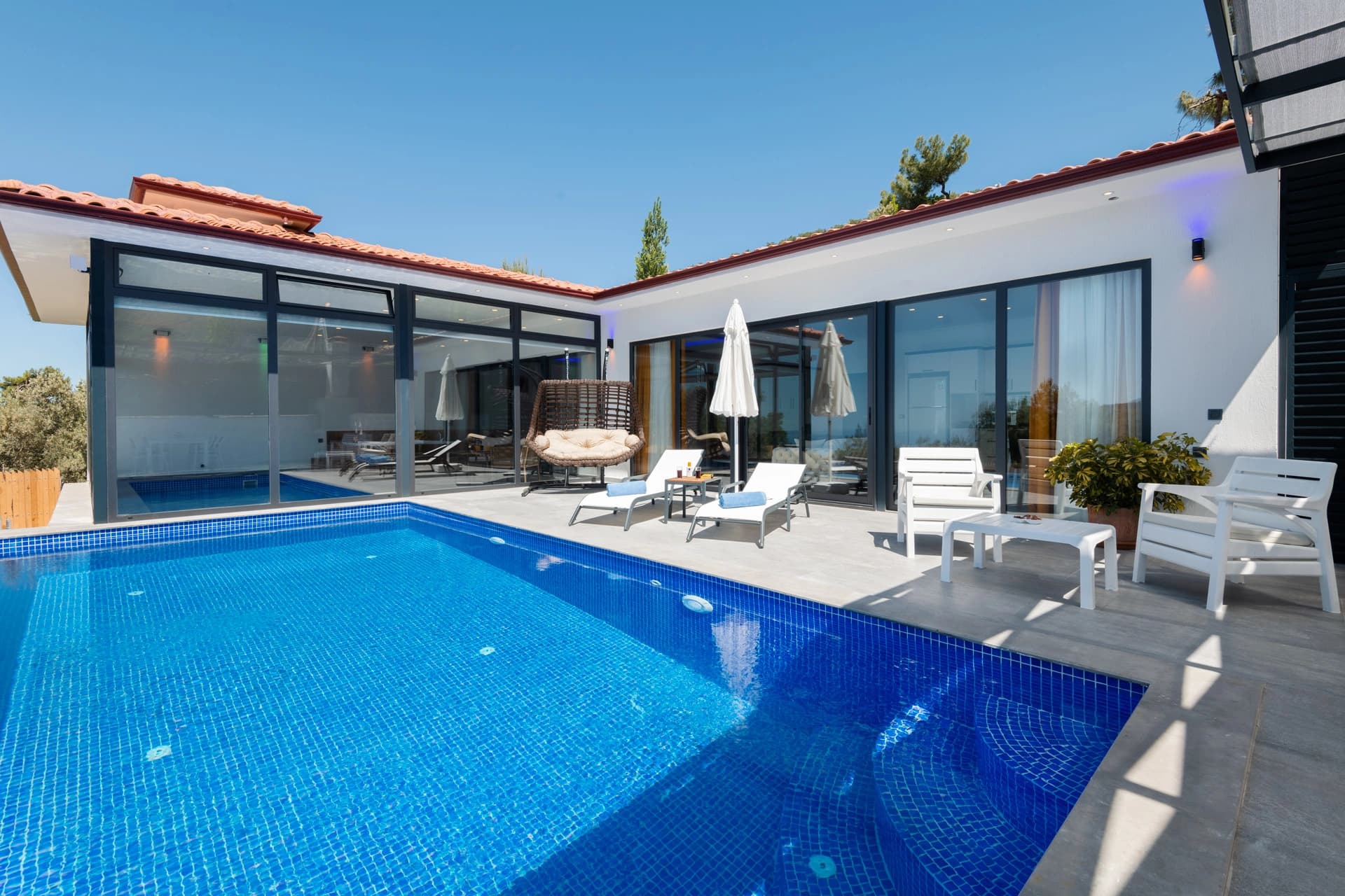 Villa Bozok Korunaklı Havuz 84