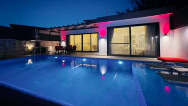 Villa Lantana Korunaklı Havuz 30