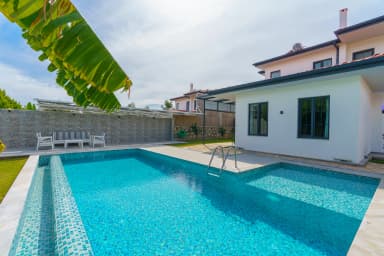 Villa Sazak Uno Korunaklı Havuz 60