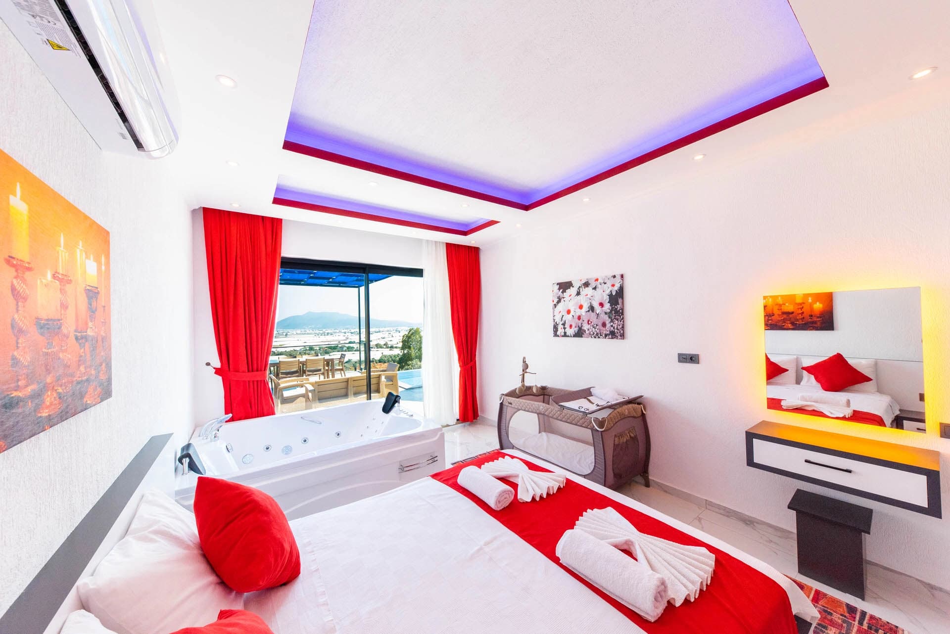 Villa Asmina Çavdır Korunaklı Havuz 86