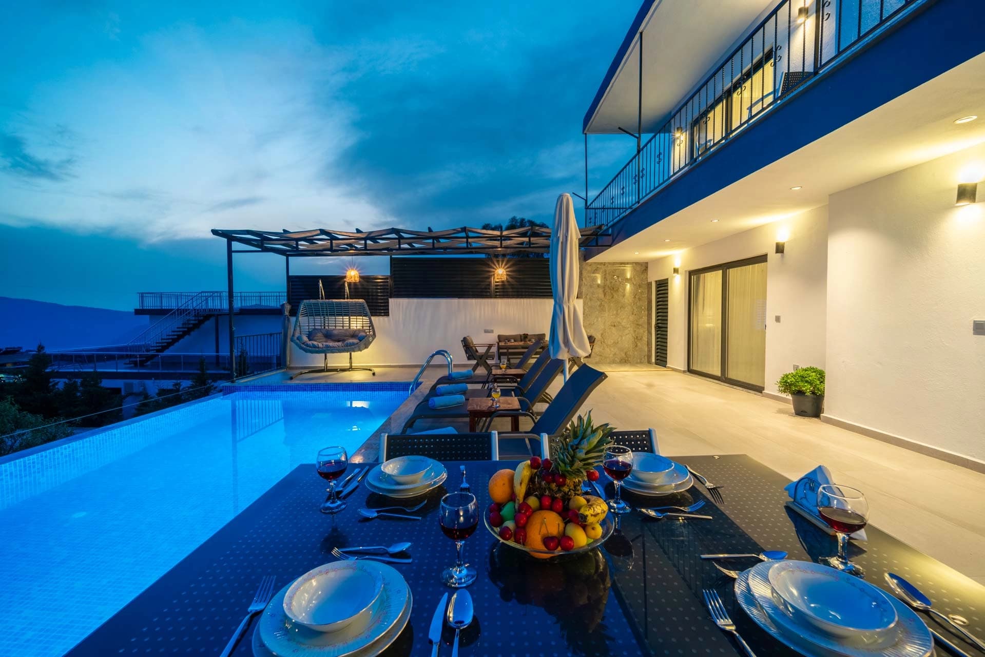 Villa Ediz Kördere Korunaklı Havuz 15