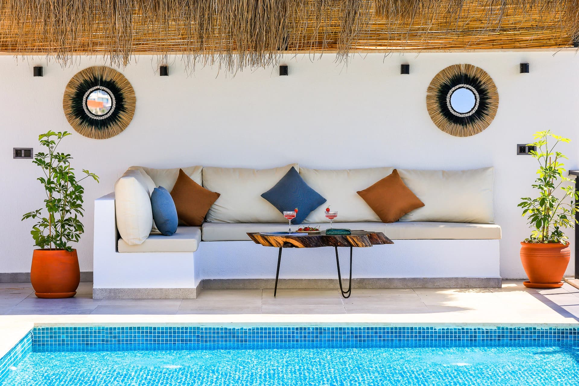 Villa Fi Manor Korunaklı Havuz 25