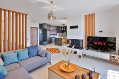 Villa Fi Manor Korunaklı Havuz 19