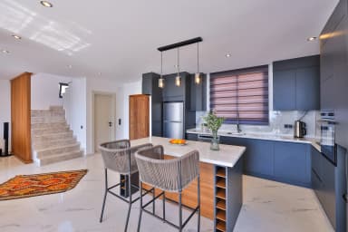 Villa Fi Manor Korunaklı Havuz 47