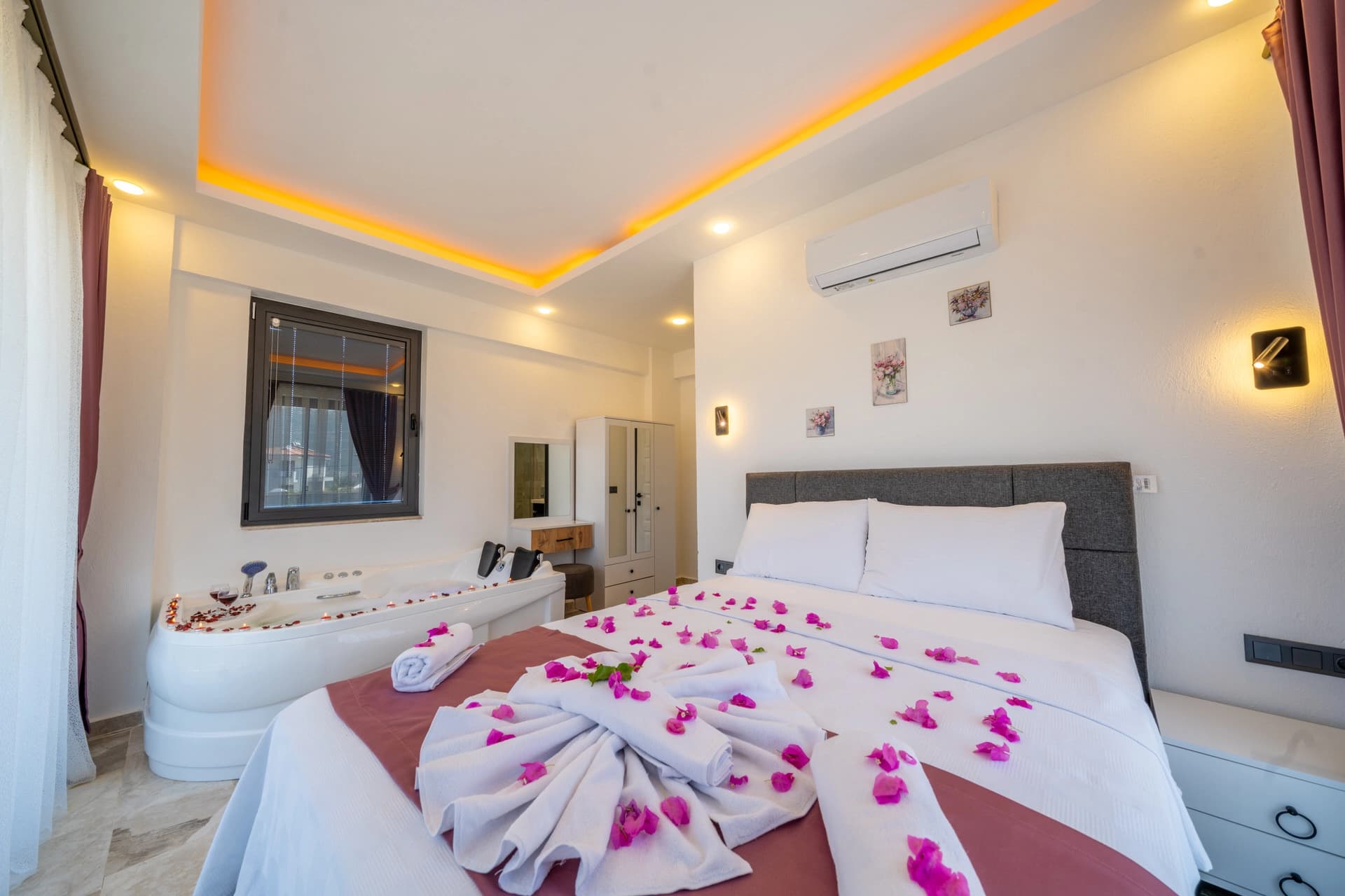 Villa Yaz Rüzgarı Özel Havuzlu 98