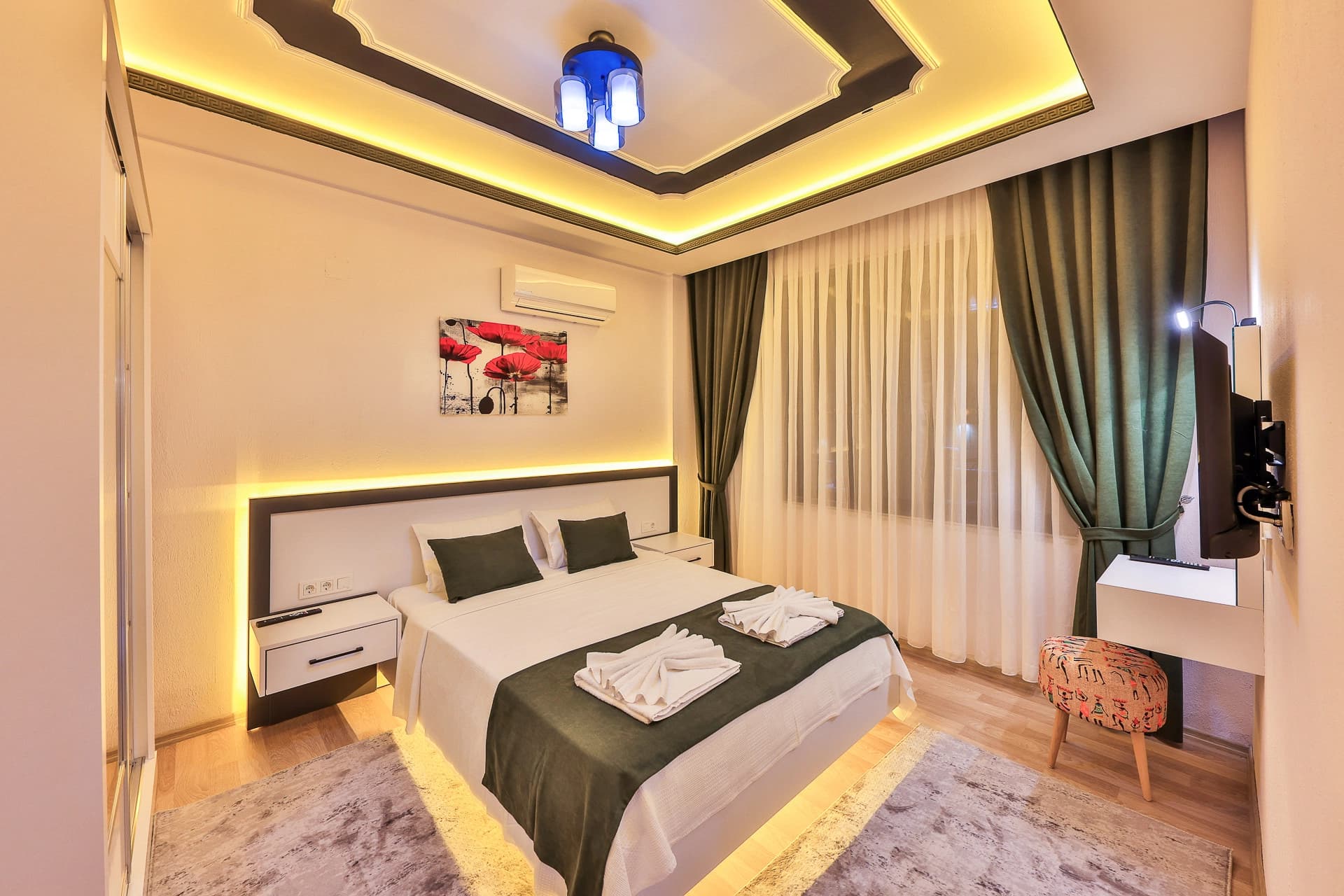 Villa Nazeren Korunaklı Havuz 90