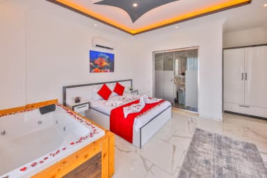 Villa Üzüm Korunaklı Havuz 57