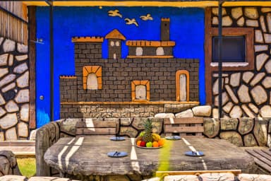 Villa Üzüm Korunaklı Havuz 83