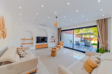 Villa Sakura Kınık Korunaklı Havuz 43