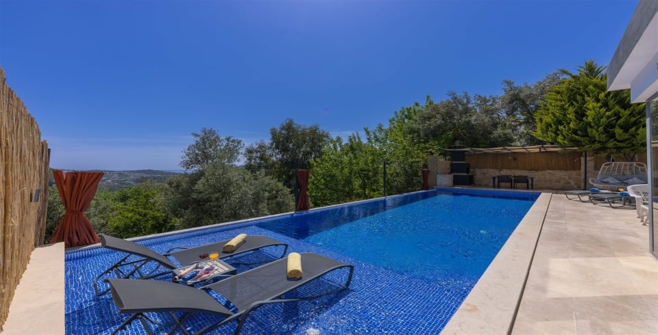 Villa Suvari Duo