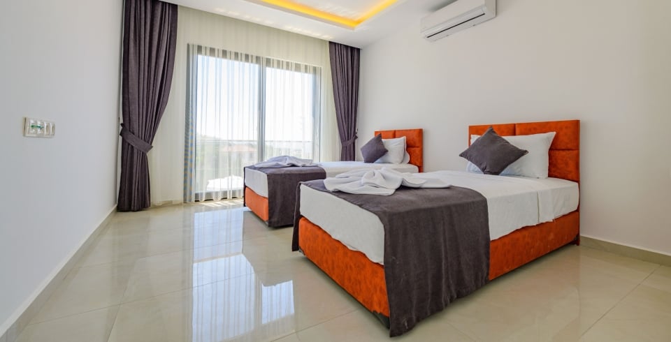Villa Atlantis