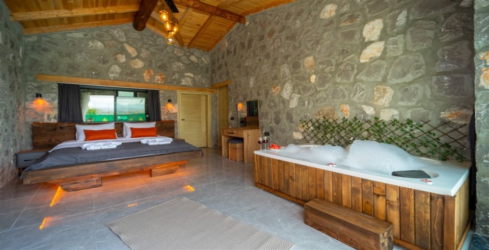 Villa Stone House 2
