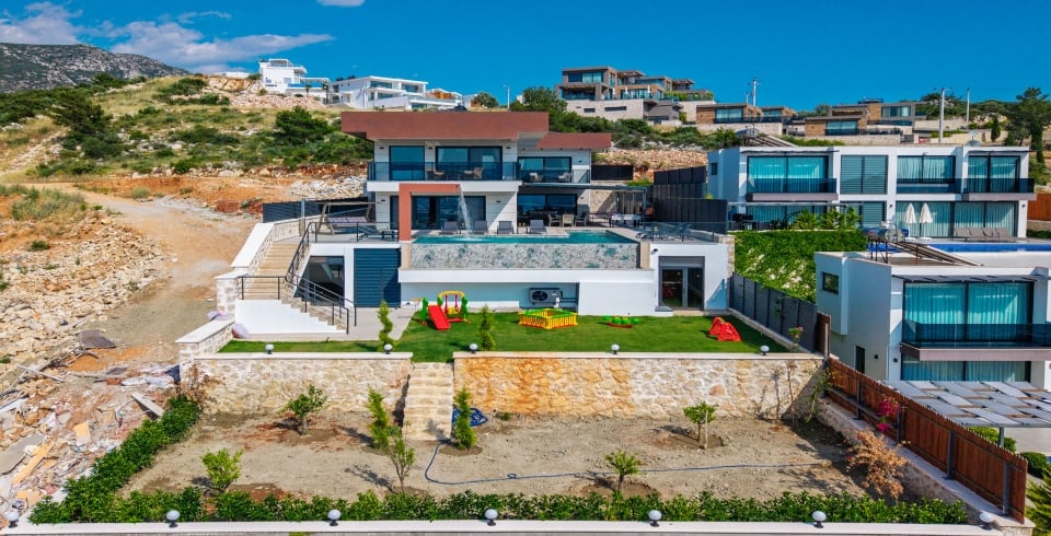 Villa Newcastle