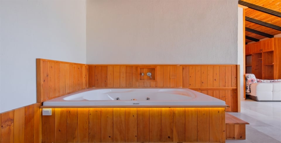 Villa Ev May