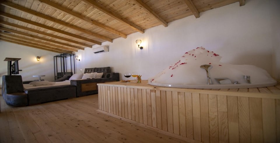Villa Palace Small