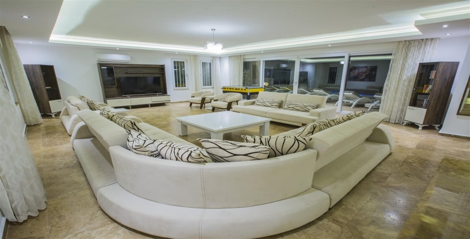 Villa Eagles Lodge