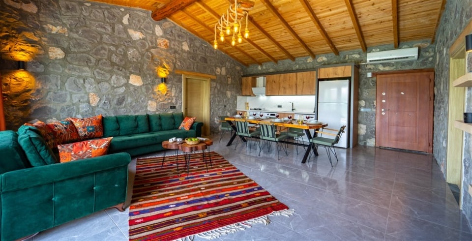 Villa Stone House 2