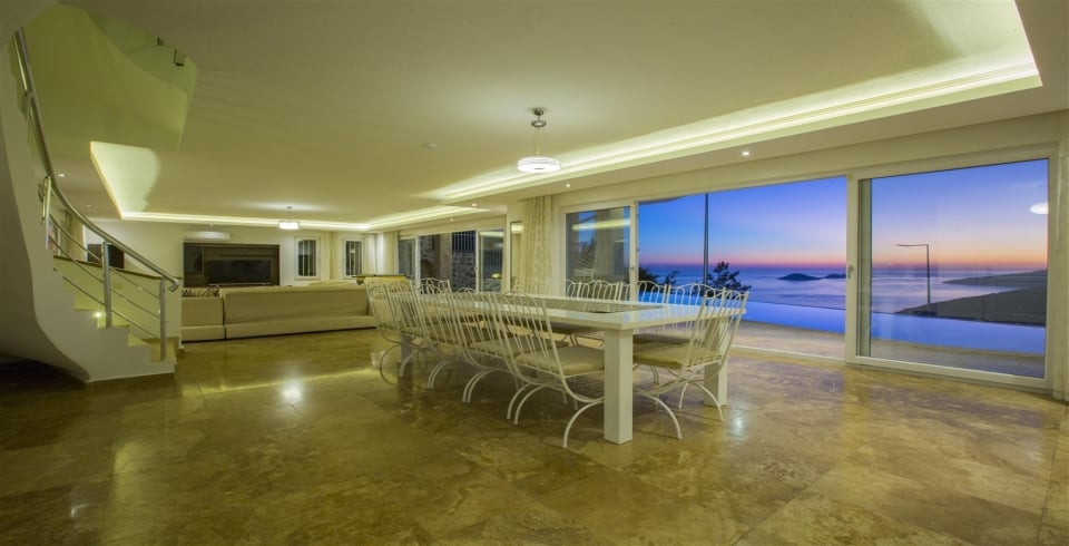 Villa Eagles Lodge