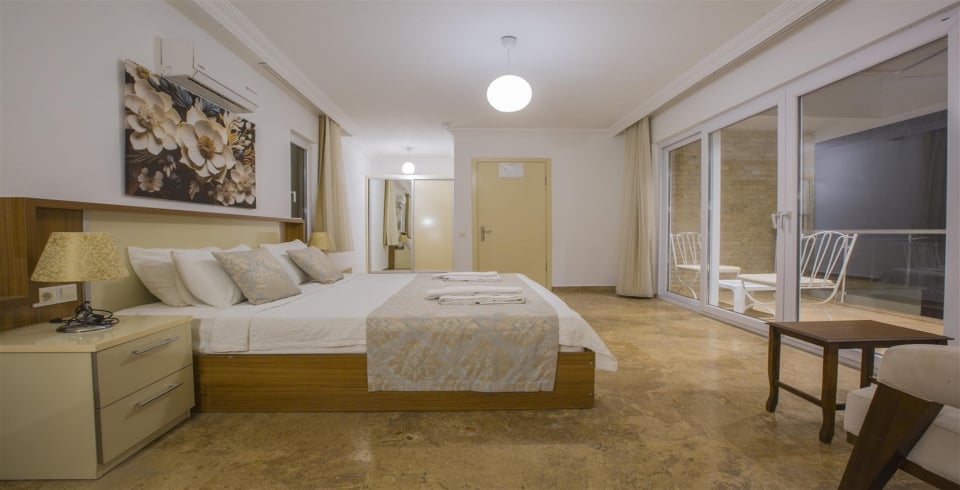 Villa Eagles Lodge