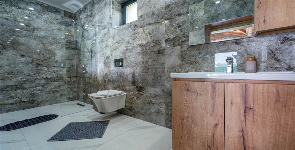 Villa Stone House 2