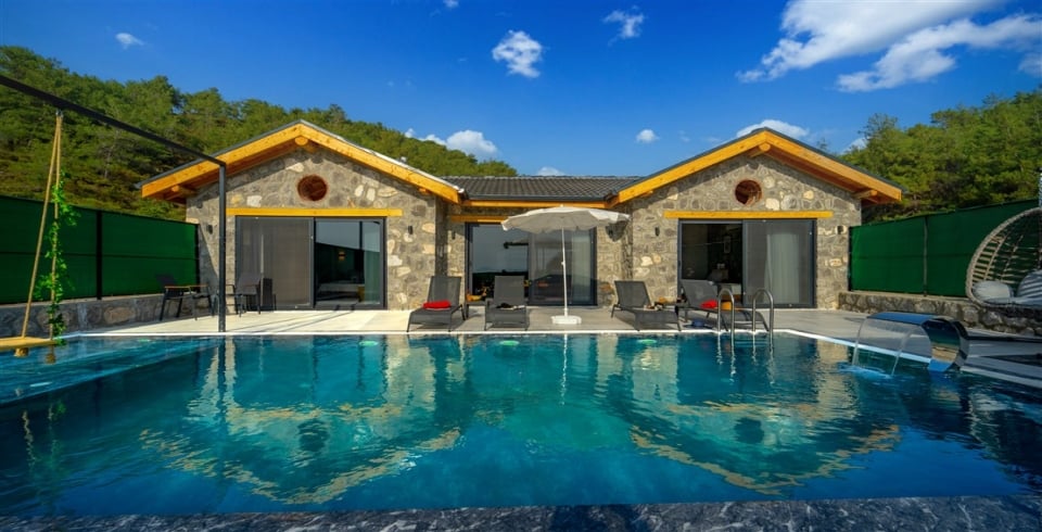 Villa Stone House 3