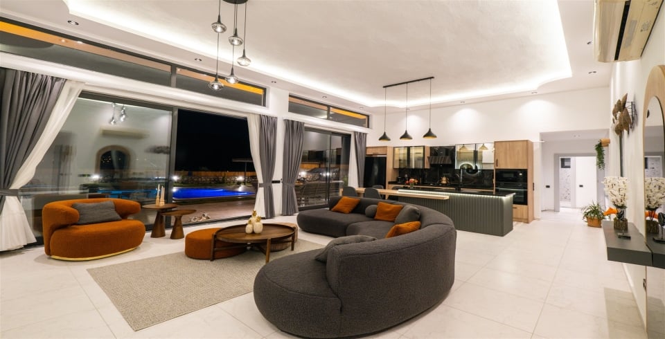 Villa Green House
