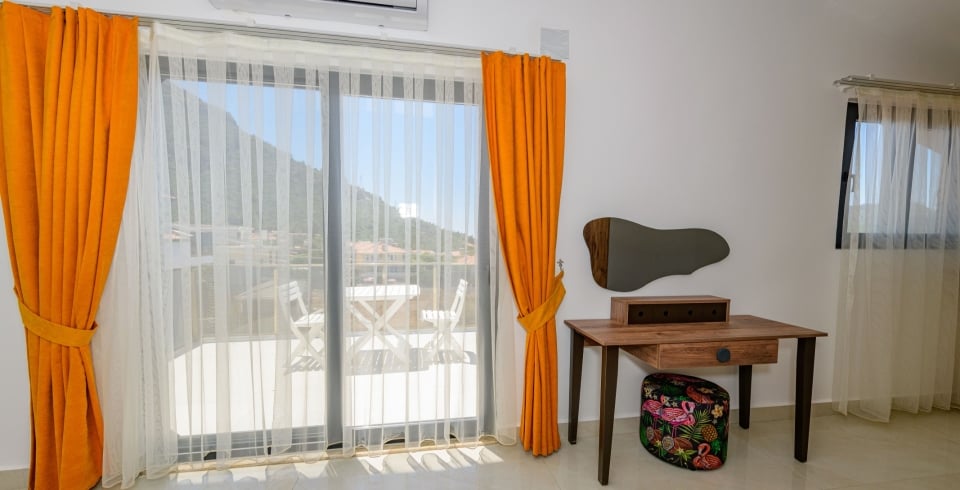 Villa Atlantis