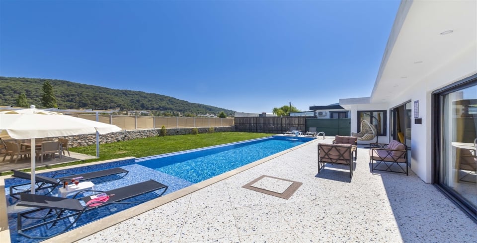 Villa Guru