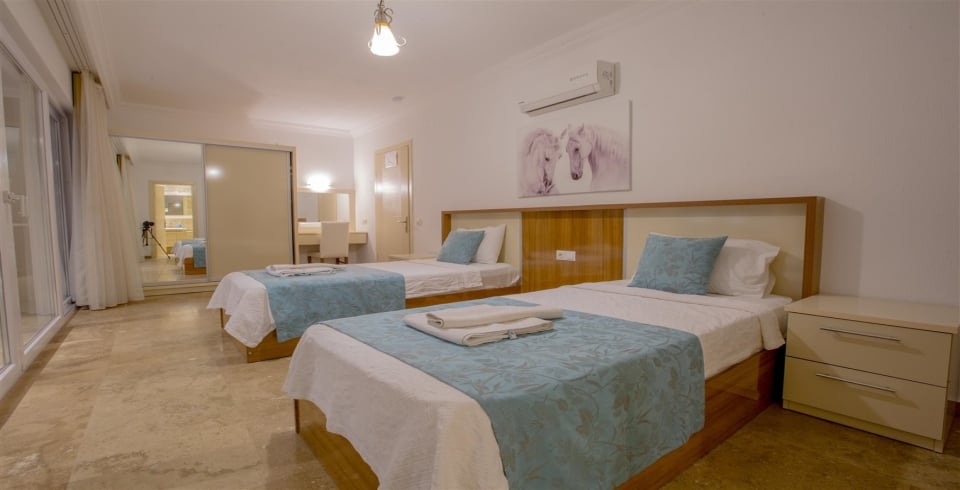Villa Eagles Lodge