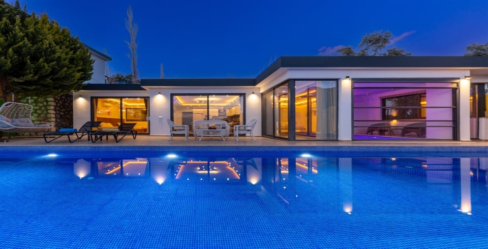 Villa Suvari Duo