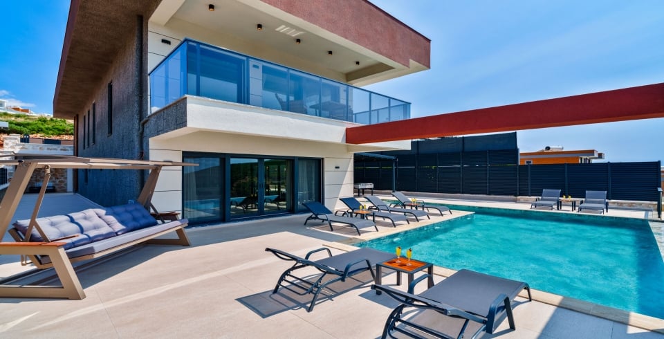 Villa Newcastle