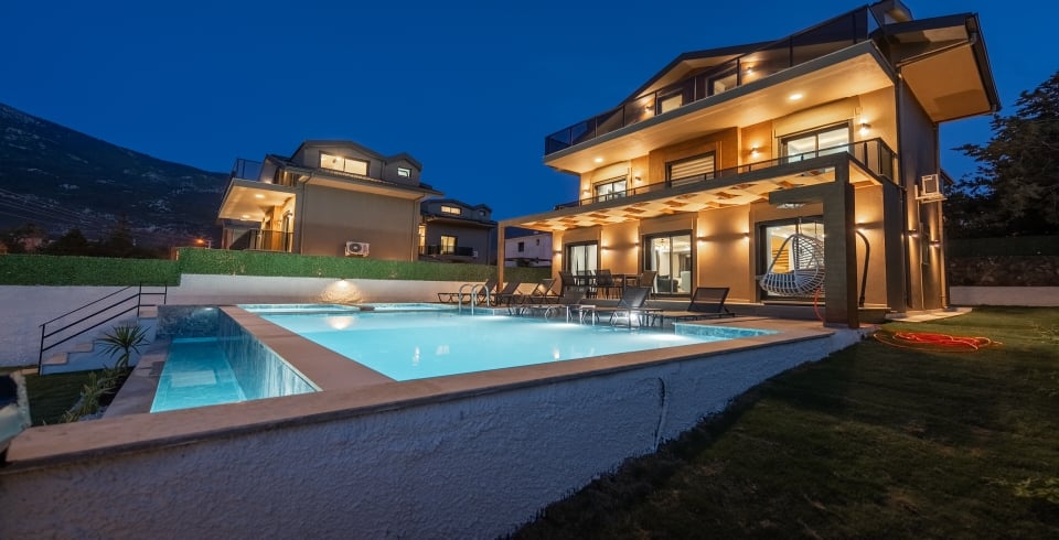 Villa Azure Luxe