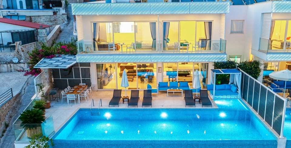 Villa Merit Royal
