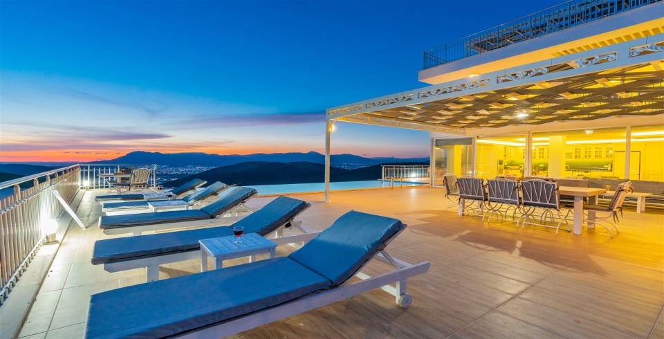 Villa İnfinity