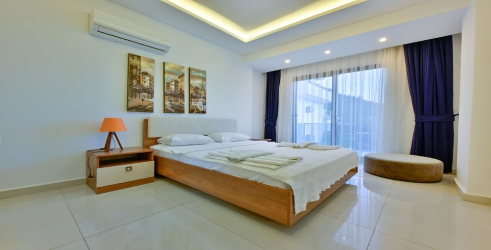 Villa Atlantis