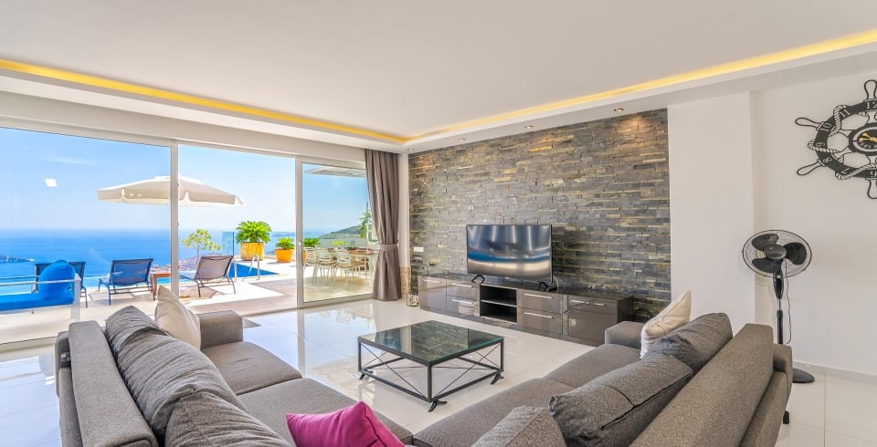 Villa Merit Royal