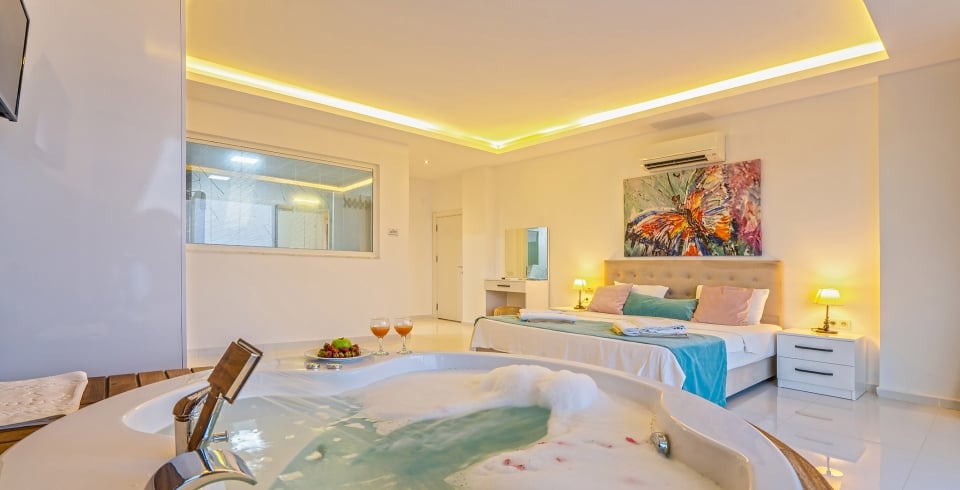 Villa Merit Royal