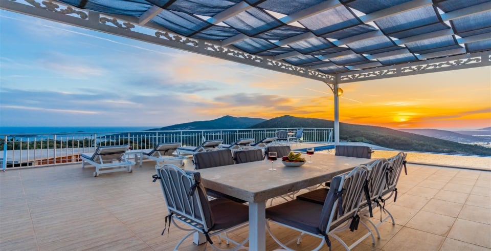Villa İnfinity
