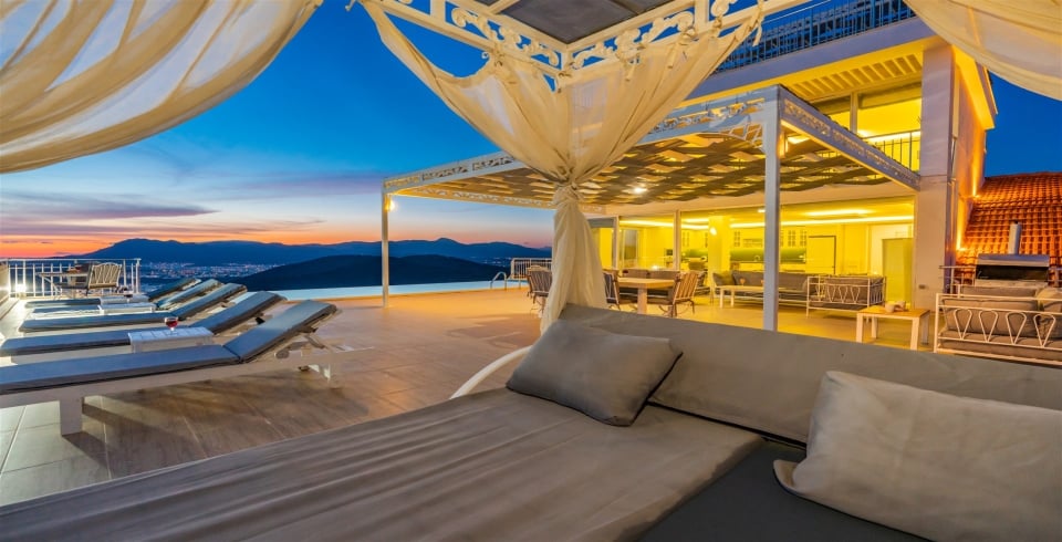 Villa İnfinity