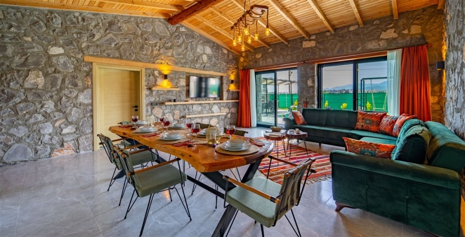 Villa Stone House 2