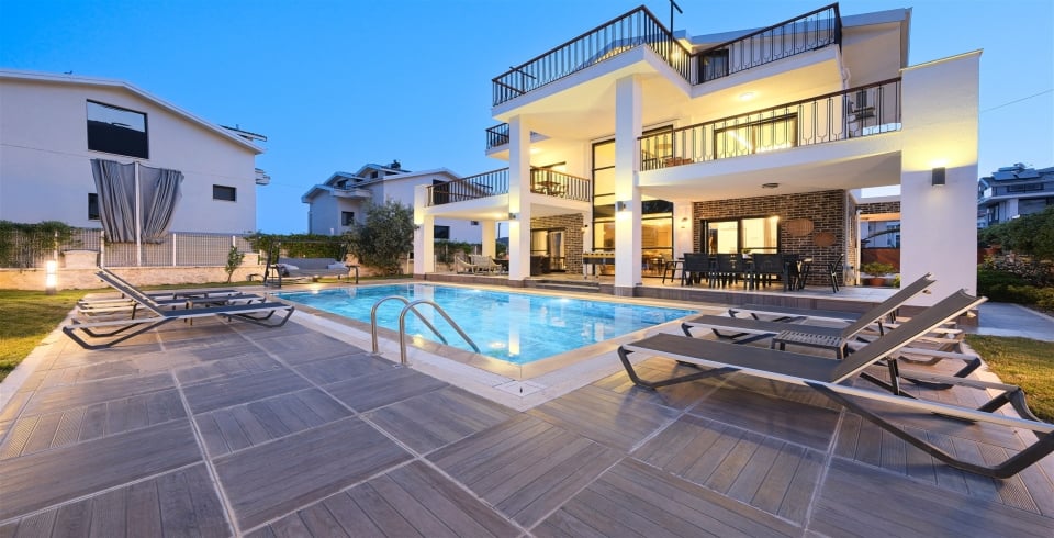 Villa Azmira