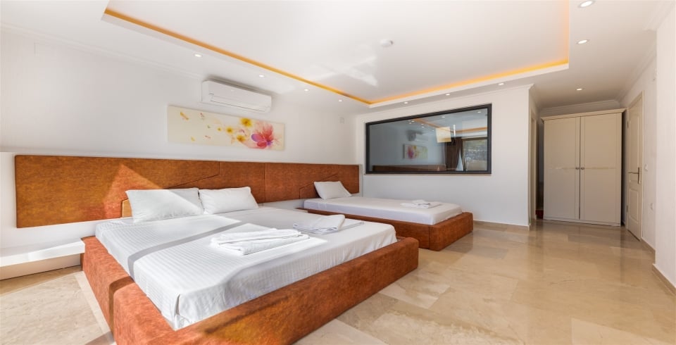 Villa Suvari Duo
