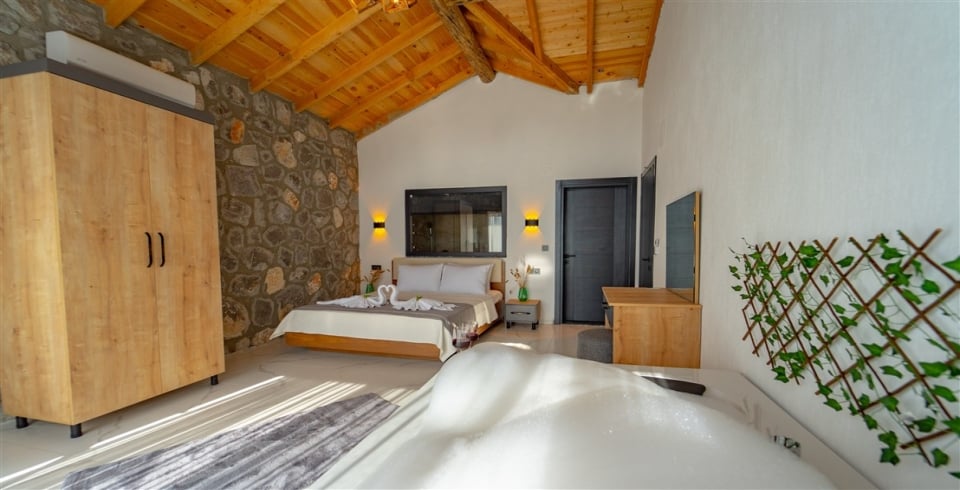 Villa Stone House 3