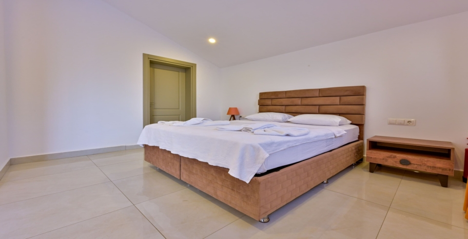 Villa Atlantis