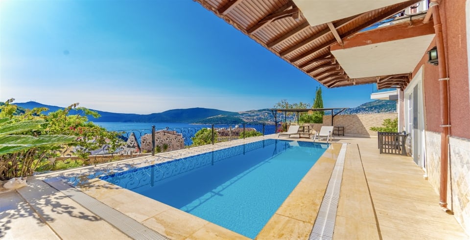 Apart Kara Kalkan