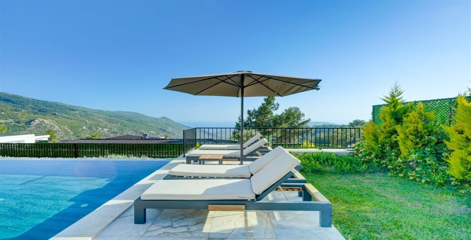 Villa Pluto 1